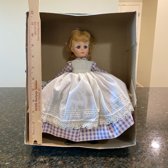 NIB vintage Madame Alexander doll, “Meg” March, Little Women - Picture 1 of 2
